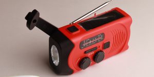 7 Best Emergency Radios & Communication Devices for Preppers: Stay Connected in Any Crisis